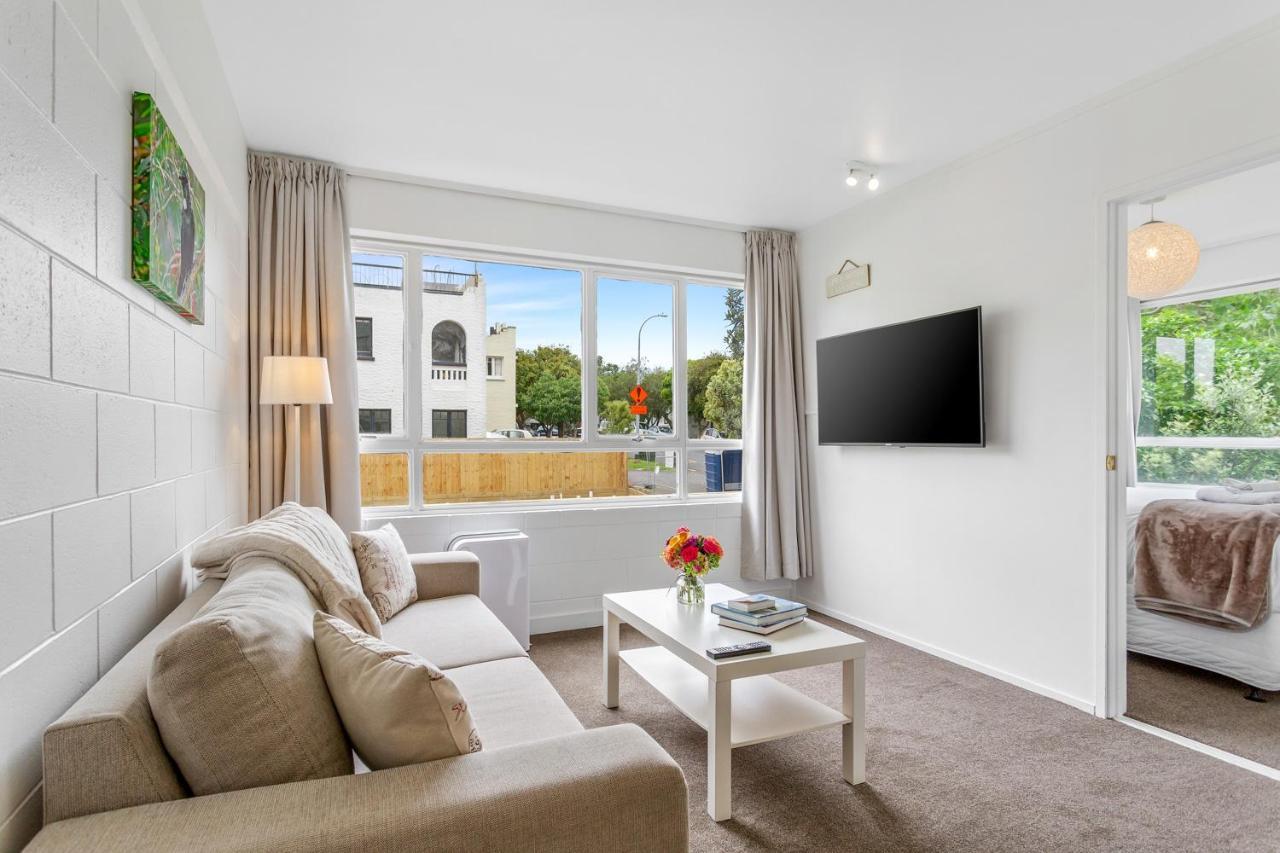 One Bedroom Apartment, Heart Of Newmarket Auckland Esterno foto